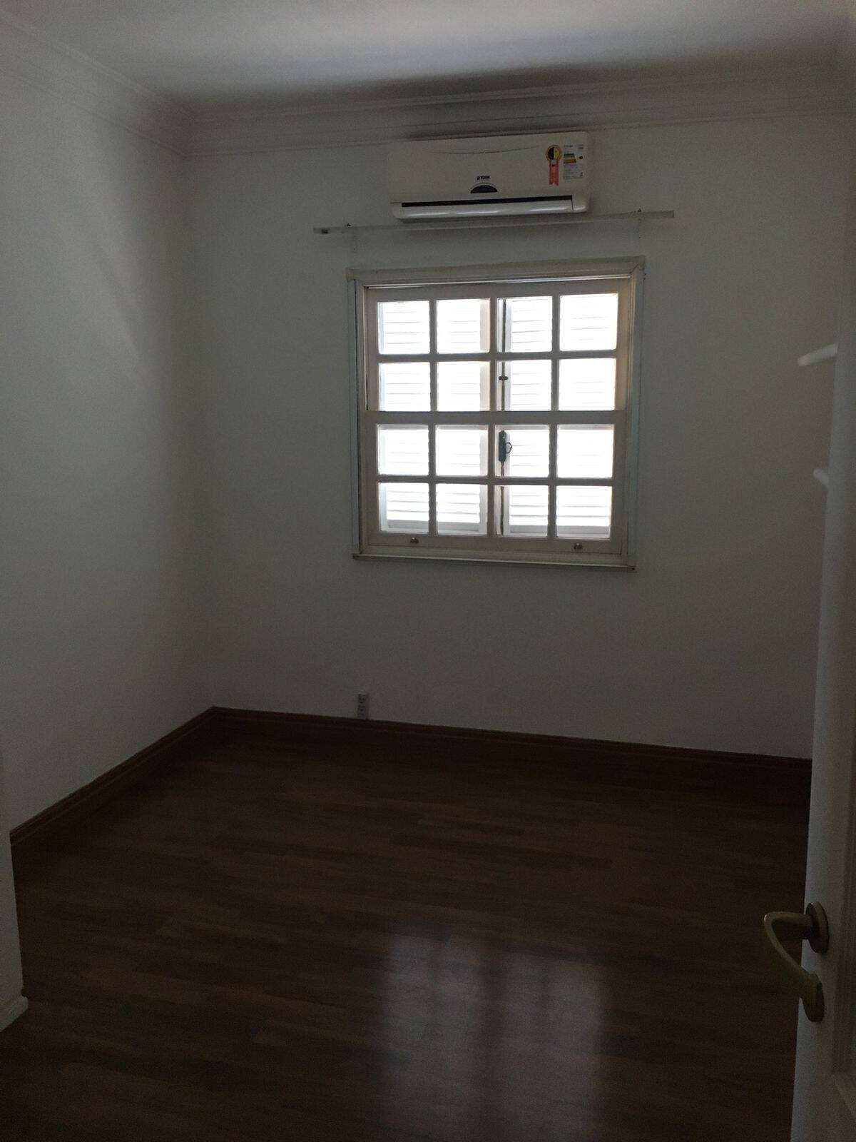 Casa de Condomínio à venda e aluguel, 400m² - Foto 12