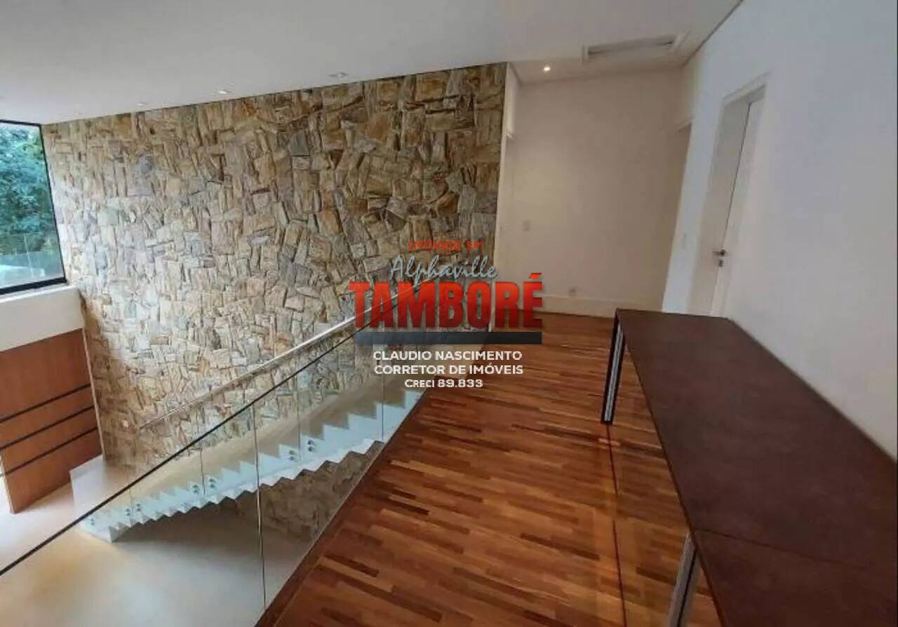 Casa à venda com 6 quartos, 680m² - Foto 10